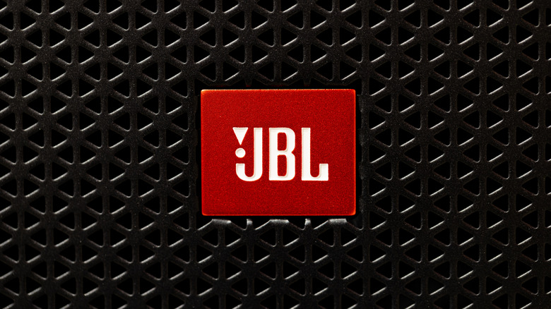 JBL speaker logo